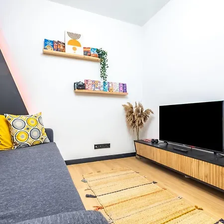 Apartment Comfortable And Central Flat Near Kadikoy Shore Close To Popular Attractions In Kadikoy *