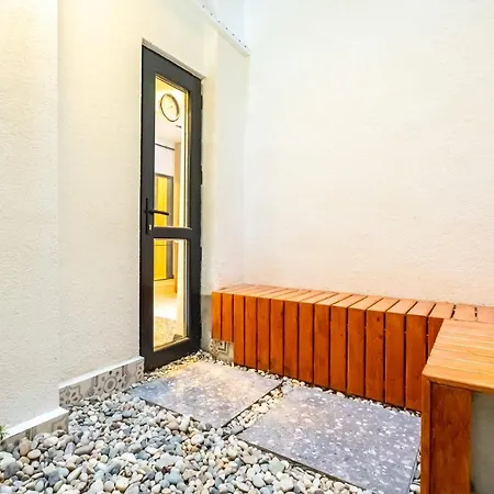 Comfortable And Central Flat Near Kadikoy Shore Close To Popular Attractions In Kadikoy * Istanbul